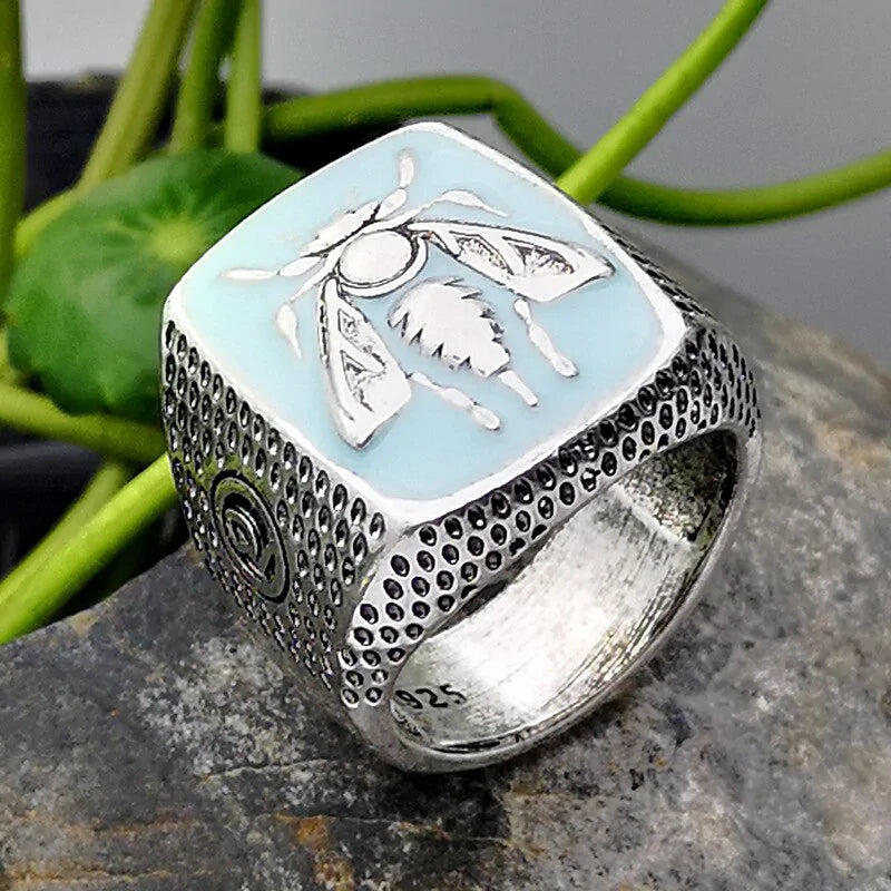 Anillo de Abeja Signet (Estilo Anillo de Clase)