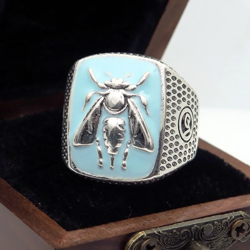 Anillo de Abeja Signet (Estilo Anillo de Clase)