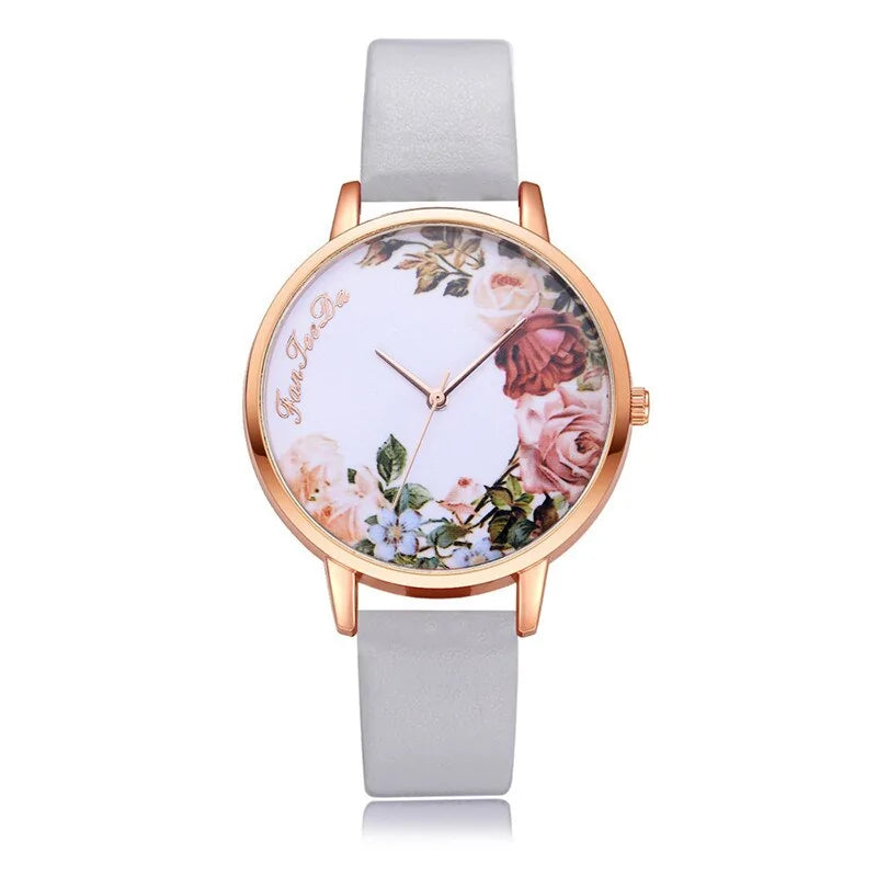 Reloj Simple con Flores Blancas