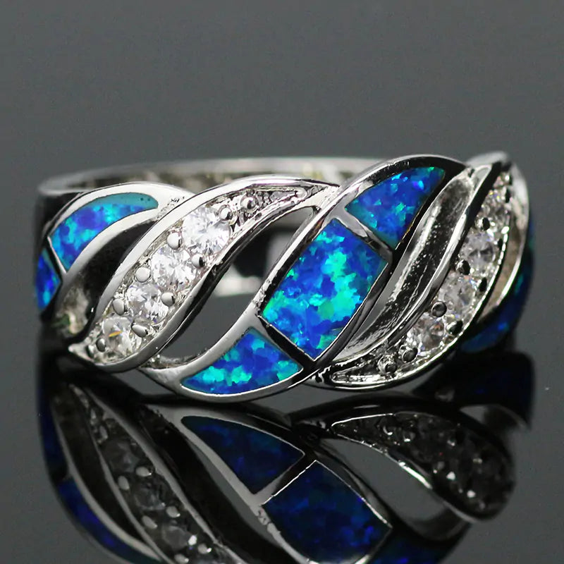 Anillo Plateado de Ópalo Azul y Plata