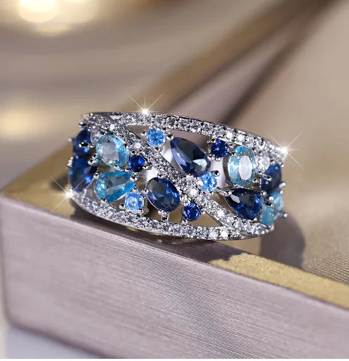 Anillo Hueco de Circón Azul para Mujeres