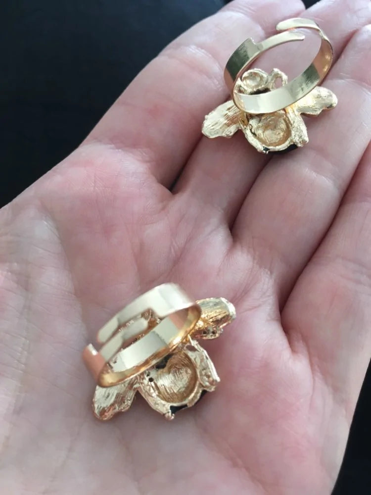 Anillo Broche de Abeja